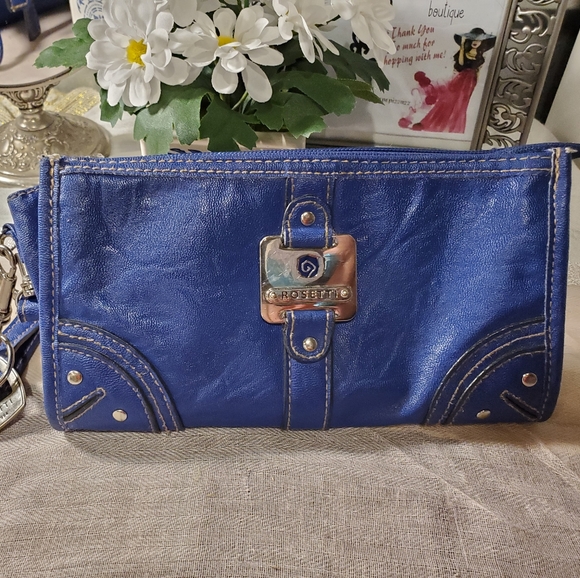 rosetti wristlet